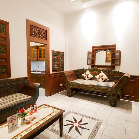 Rumah Pesik Art & Heritage Hotel Gondowulung Kültér fotó