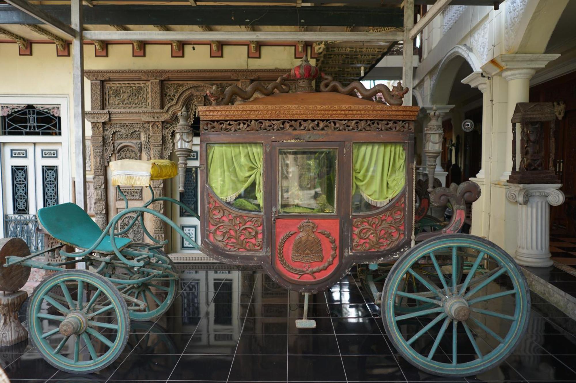 Rumah Pesik Art & Heritage Hotel Gondowulung Kültér fotó