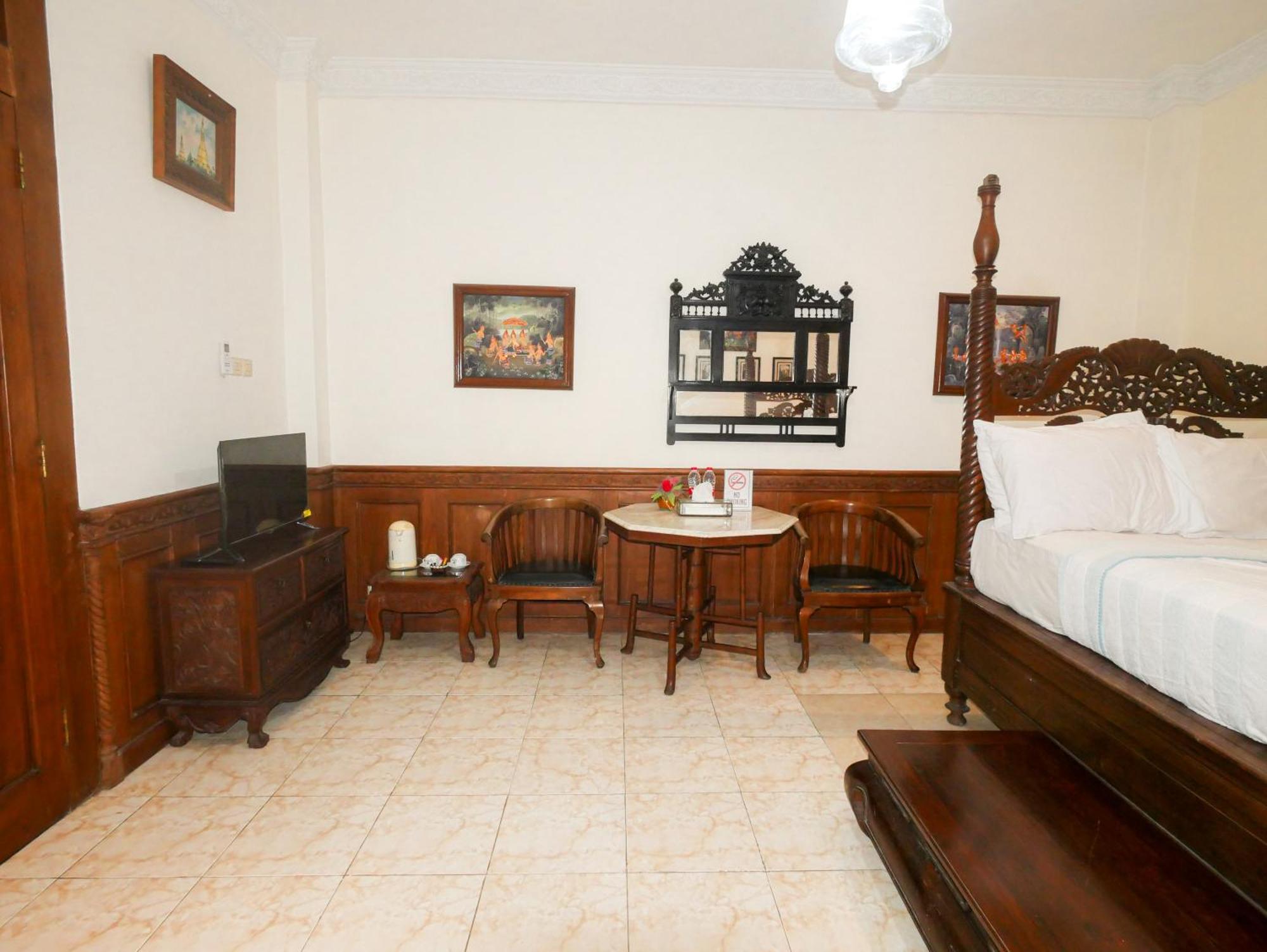 Rumah Pesik Art & Heritage Hotel Gondowulung Kültér fotó