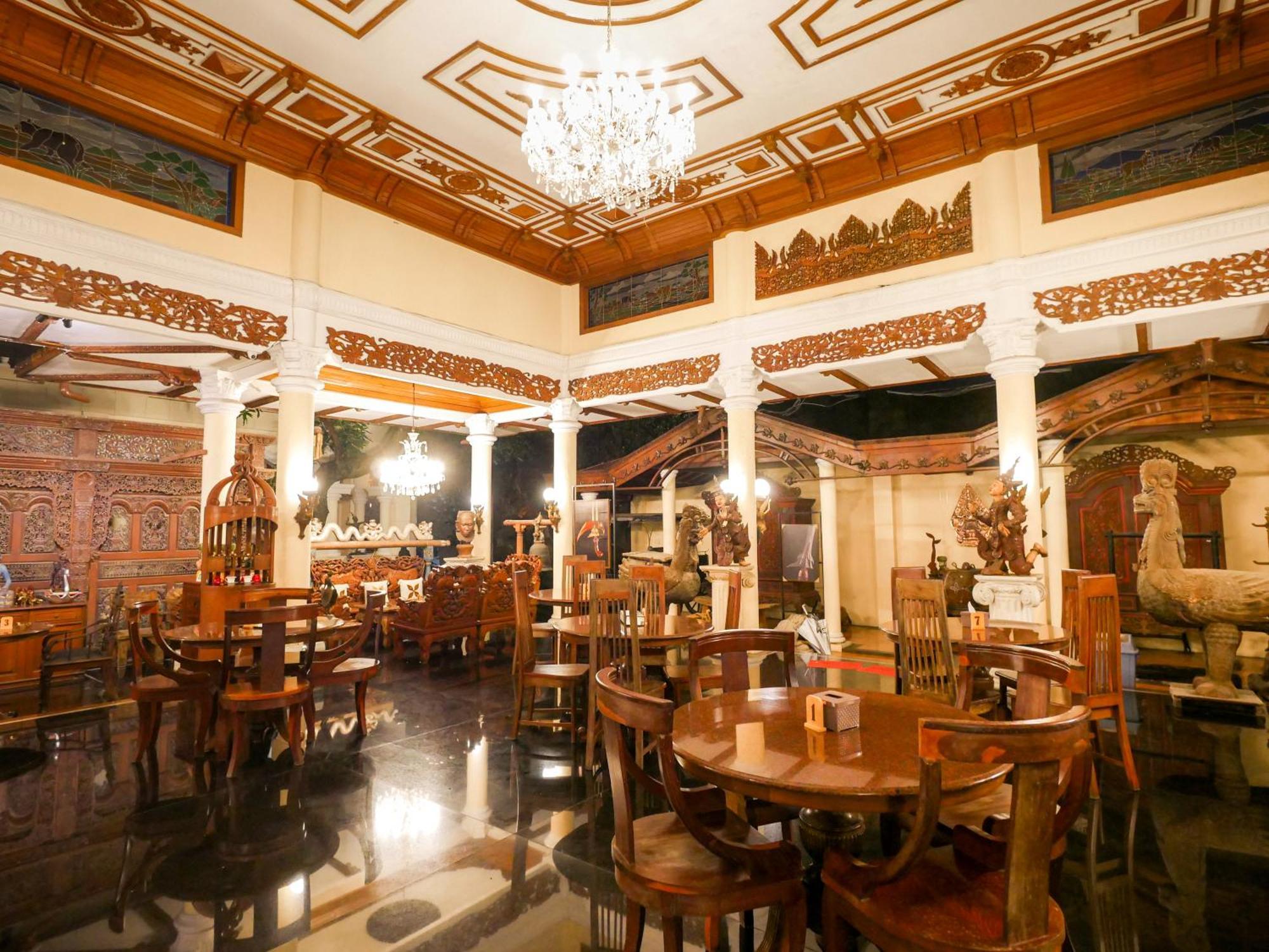 Rumah Pesik Art & Heritage Hotel Gondowulung Kültér fotó